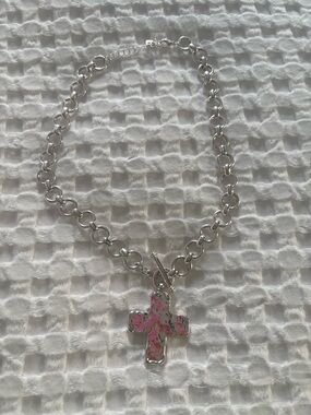 Women’s necklace